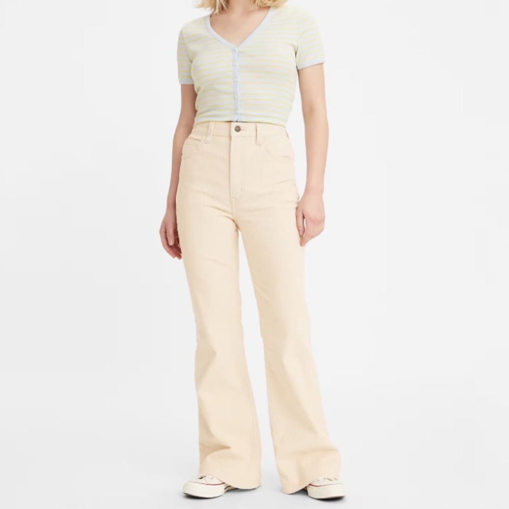 Levi's 70'S HIGH RISE FLARE CORDUROY  JEANS W26 x L30 🤍